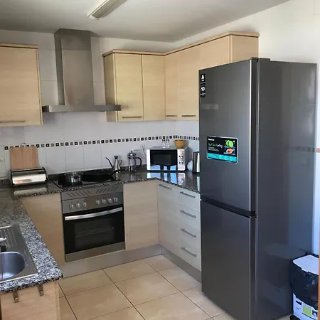 Remarkable 3-bed In Must See! *