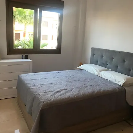Remarkable 3-bed In Must See! Apartment
